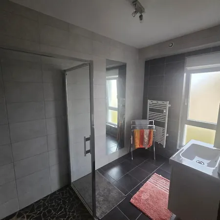 Belle Lumineuse Avec Bureau Dans Maison Spatieuse Rum i privatbostad Voellerdingen